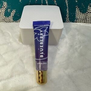 New Sealed Bath & Body Works Blueberry Lip Gloss